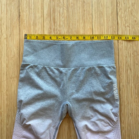 Women’s Gymshark Light Gray/Pink Ombre Seamless Leggings, Size M - Picture 6 of 12